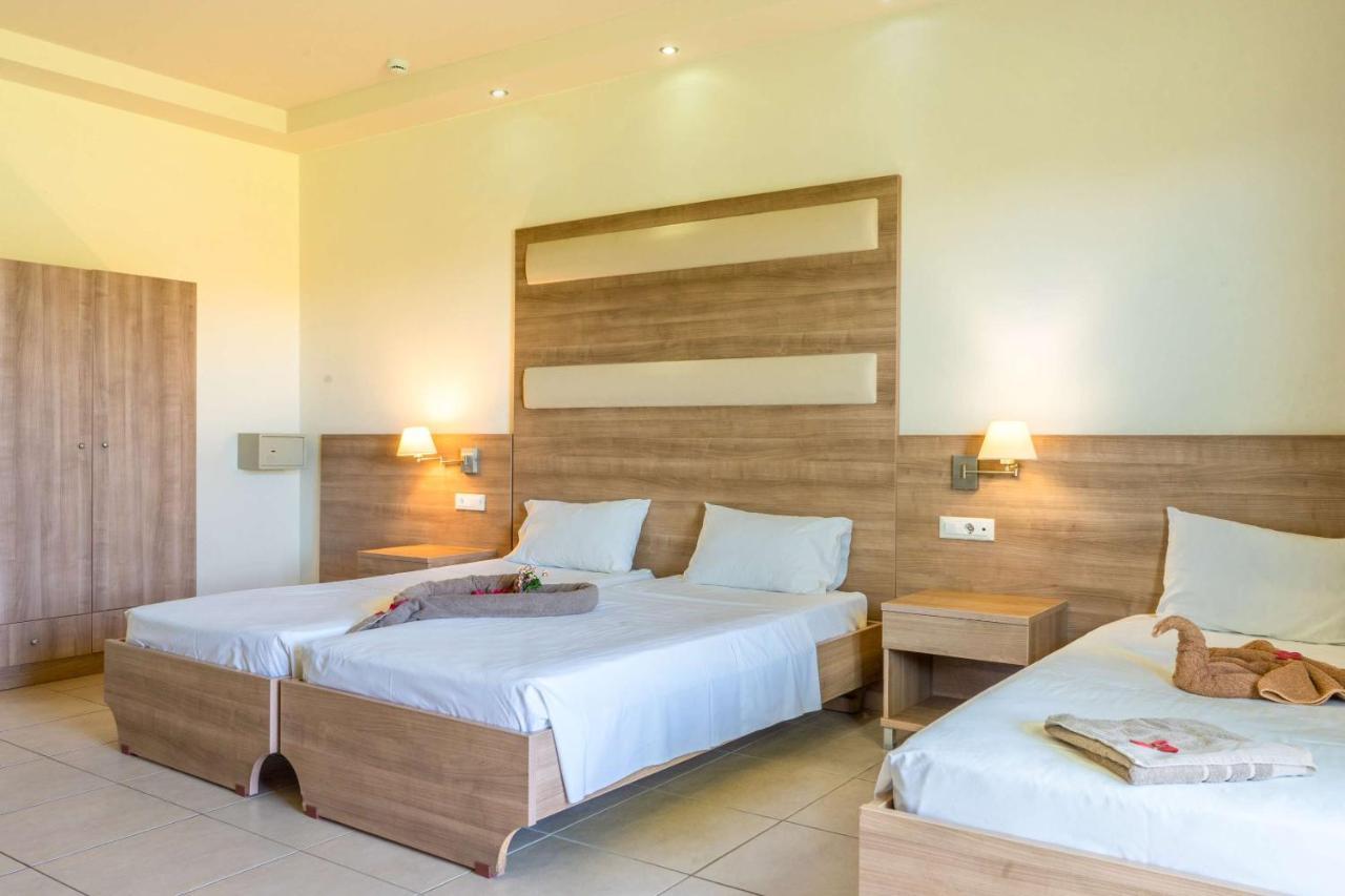 Hotel Stamos *